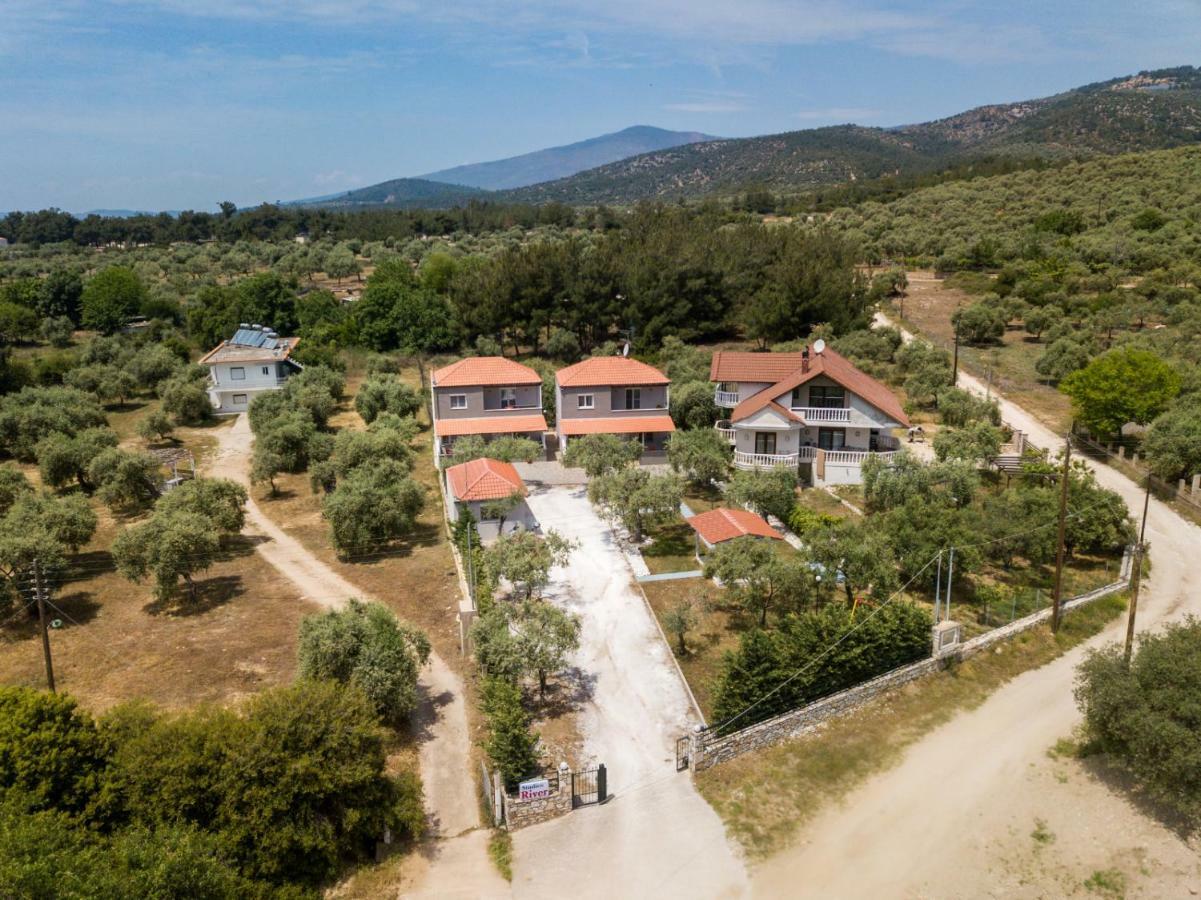 Studios River Ποτός Εξωτερικό φωτογραφία